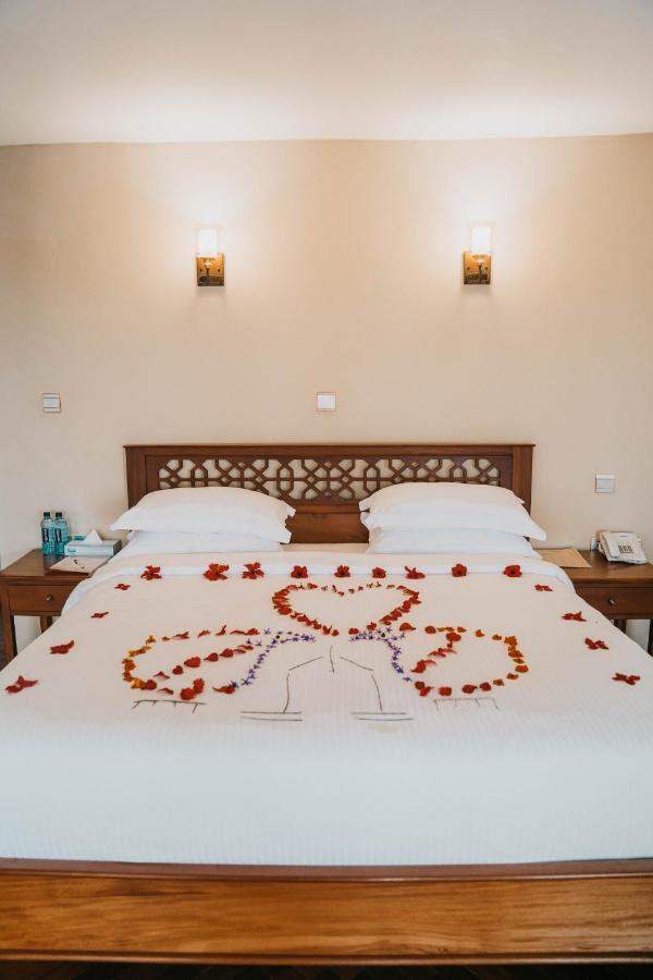 Saab Royale Resort Kajiado Buitenkant foto